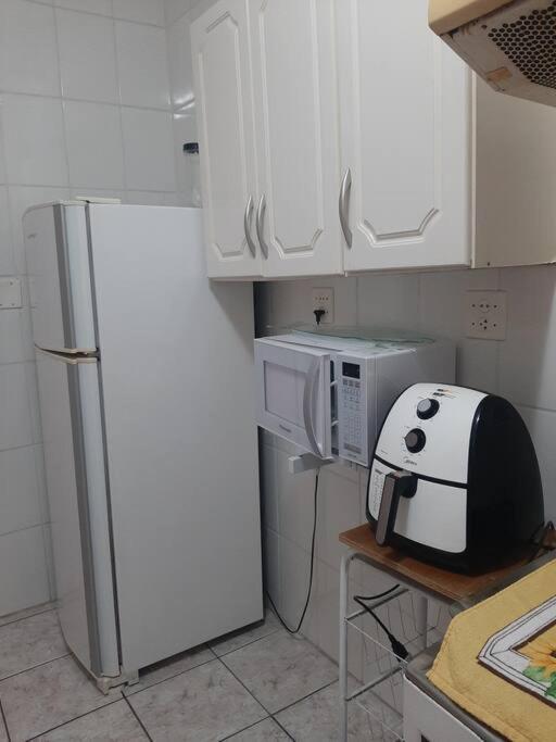 Apto Amplo, Confortavel, Bem Localizado, Asturias Guaruja Bagian luar foto
